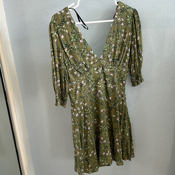 Urban Outfitters | Dresses | Nwt Uo Lovely Short Green Dress With Flowers And Leaves Print Size S | Poshmark Urban Outfitters | Dresses | Nwt Uo Lovely Short Green Dress With Flowers And Leaves Print Size S | Poshmark